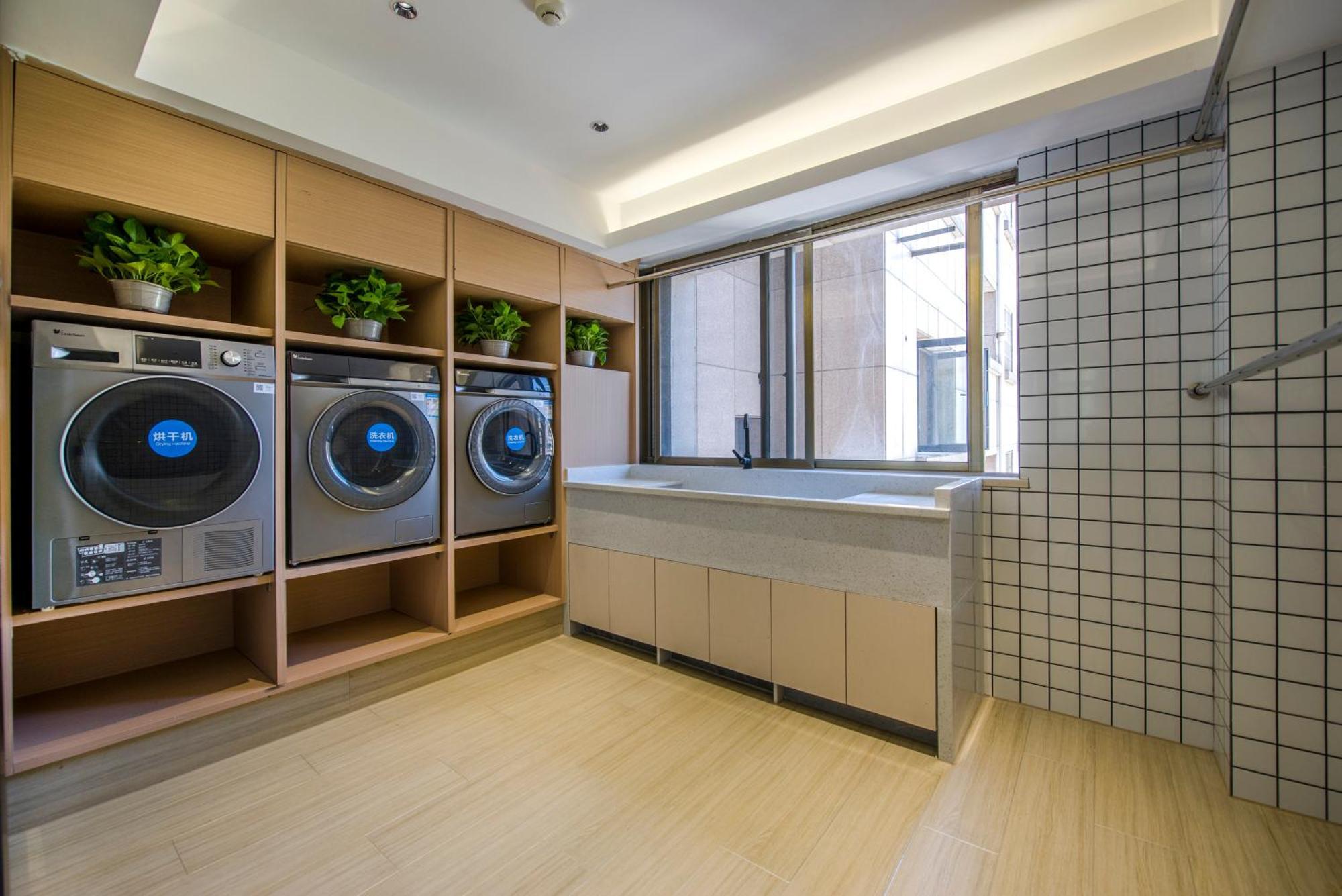 Yiwu Baide Theme Hotel Kültér fotó